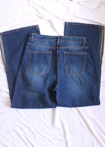 Distressed Wide Leg Jeans