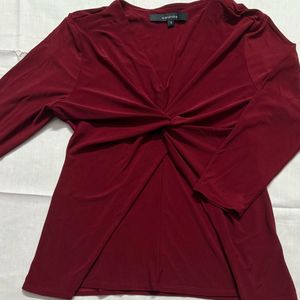 Twist Front Top