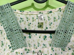 Floral Print Crochet Trim Top