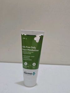 The Derma Co Oil Free Moisturizer