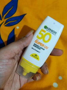 Garnier Invisible Serum Sunscreen