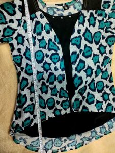 SALE!! PRICE DROP 💅Leopard Print Cardigan Top