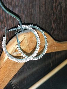 Hoop Earrings with White Beads