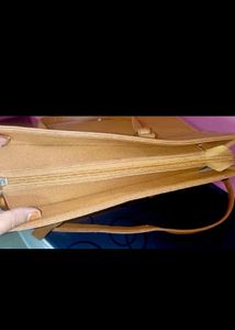 Stunning Structure Tote Bag