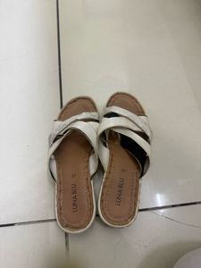 Used Flats & Sandals use