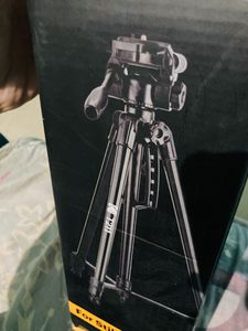 Kodak Stand Mobile And Camera