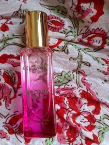 Bella Vita Luxury Perfume 🩷