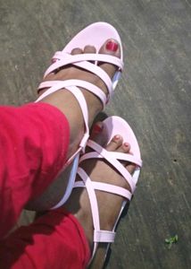 Fashion Women&#39;s Block Heel Pink Colour
