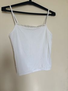 H&M LACE DETAILED TOP