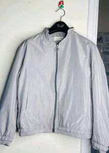 Windcheater For Sportswear And Daily Use..