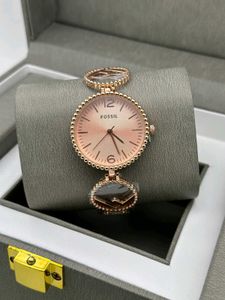 Brand New Ladies Watch Big Discount 😉😍🔥😍🎁😍