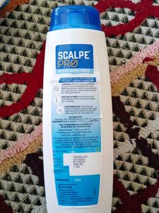 Scalpe Pro Anti-Dandruff Shampoo