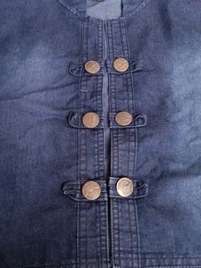 Girl&#39;s Denim Light Weight Jacket