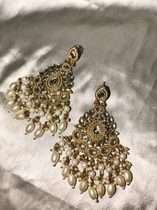 Kudan Pearl Earrings