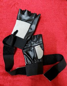 Black Gym/Driving Gloves With Adjustable Straps