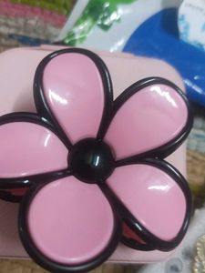 Cute Flower Hair Claw