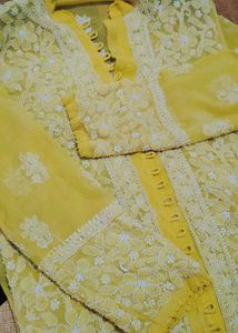 Yellow Lucknowi Chicken Curry Kurta With Inner