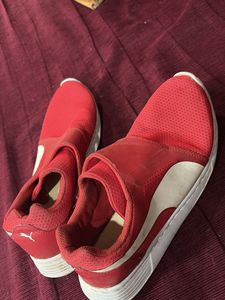 Puma Shoes Very Light Weight