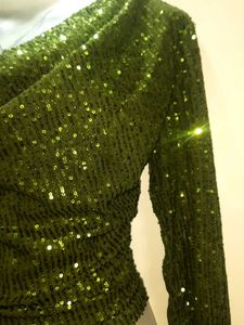 Stunning Green Embellished Kazo Partywear Top❤️