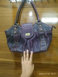 Essence Leather Shoulder And Hand Bag