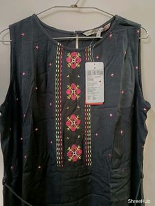 Sleeveless Long Black Dress