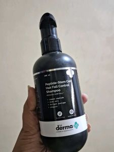 Derma Co. Hair Fall Control Shampoo