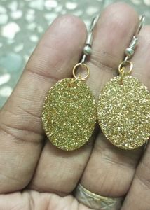 Sparkly Gold Circle Earrings