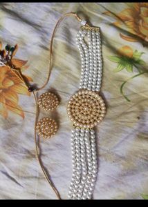 Pearl Chocker