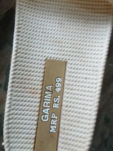 Best Slippers With Golden Colour Stars On It