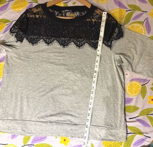 Gray &amp; Black Lace Trimmed Long Sleeve Top