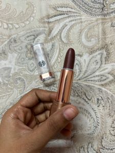 Sleek Lipstick