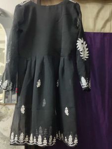 Black Embroidered Kurta