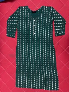 Combo of 5 Stylish Pre-Loved Kurtis – Great Deal!