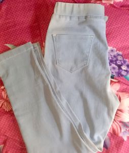 A Skinny Jeans For Women
