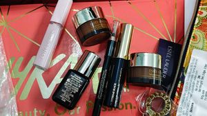 Two Estee Lauder Kit