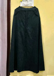Long knit skirt 28-34 stretchy