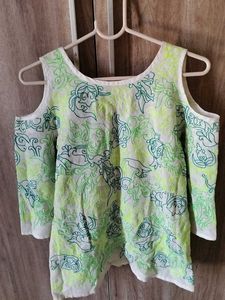 KASH. Floral Cold Shoulder Top