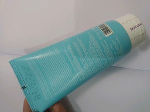 Dot &amp; Key Gentle Face Wash