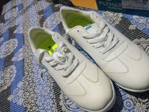 Puma Roma White &amp; Blue Sneakers
