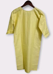 Yellow Button-Front Kurta (Woman)