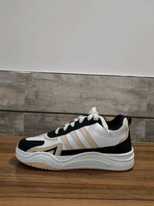 Stylish Black &amp; White Sneakers
