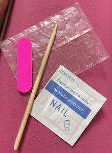Stick On Nails Kit