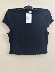 H&M OVERLOCK-DETAIL POINTELLE TOP
