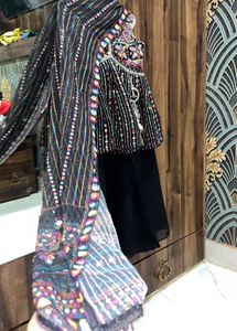 Pakistani  Kurta Set &amp; Dupatta