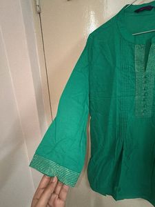 Green Kurta - Stylish &amp; Comfortable