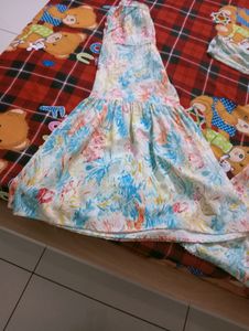 This Very Beury Full Plazo Set Only 15 Mit Use