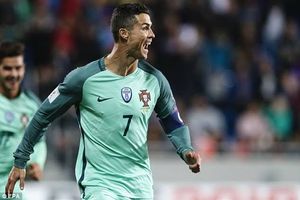 Portugal 2016 very rare Ronaldo footbal jersey