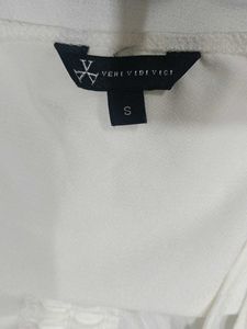 Veni Vidi Vici White Cami Top