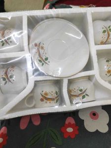 Dinnerware Set