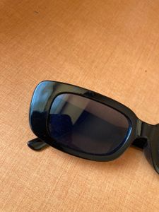 Trendy Sunglasses 🕶️